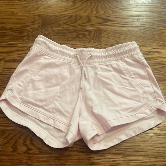 Athleta Girl Run Free 2.5” Short - size L(12) - color: light pink - Picture 1 of 3